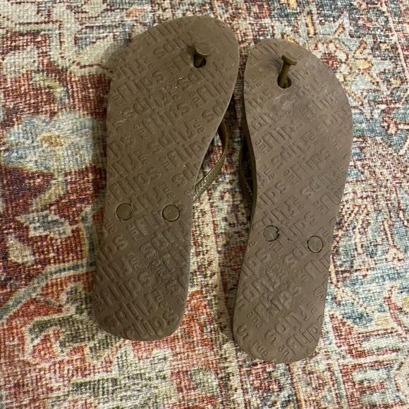 Rue 21 jewel embellished flip flops - Picture 8 of 8